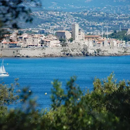 Sleeps 6 Pool Air Con Wifi * Antibes